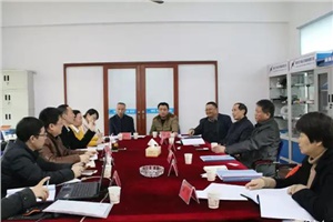 熱烈慶祝我司PVDF大規(guī)格板材專利轉(zhuǎn)化推進(jìn)項(xiàng)目驗(yàn)收圓滿成功！